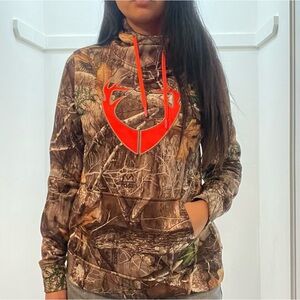 🦌 Huntshield Women’s Camo Pullover Hoodie - Size Medium